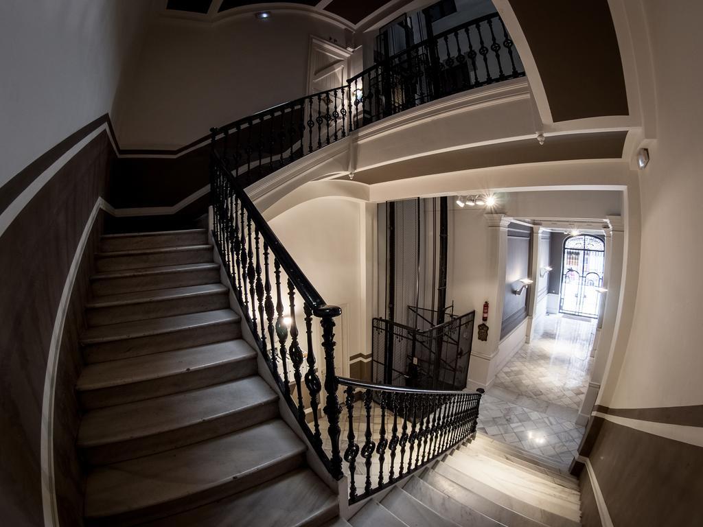 Mihlton Barcelona Boutique B&B (Adults Only) Экстерьер фото