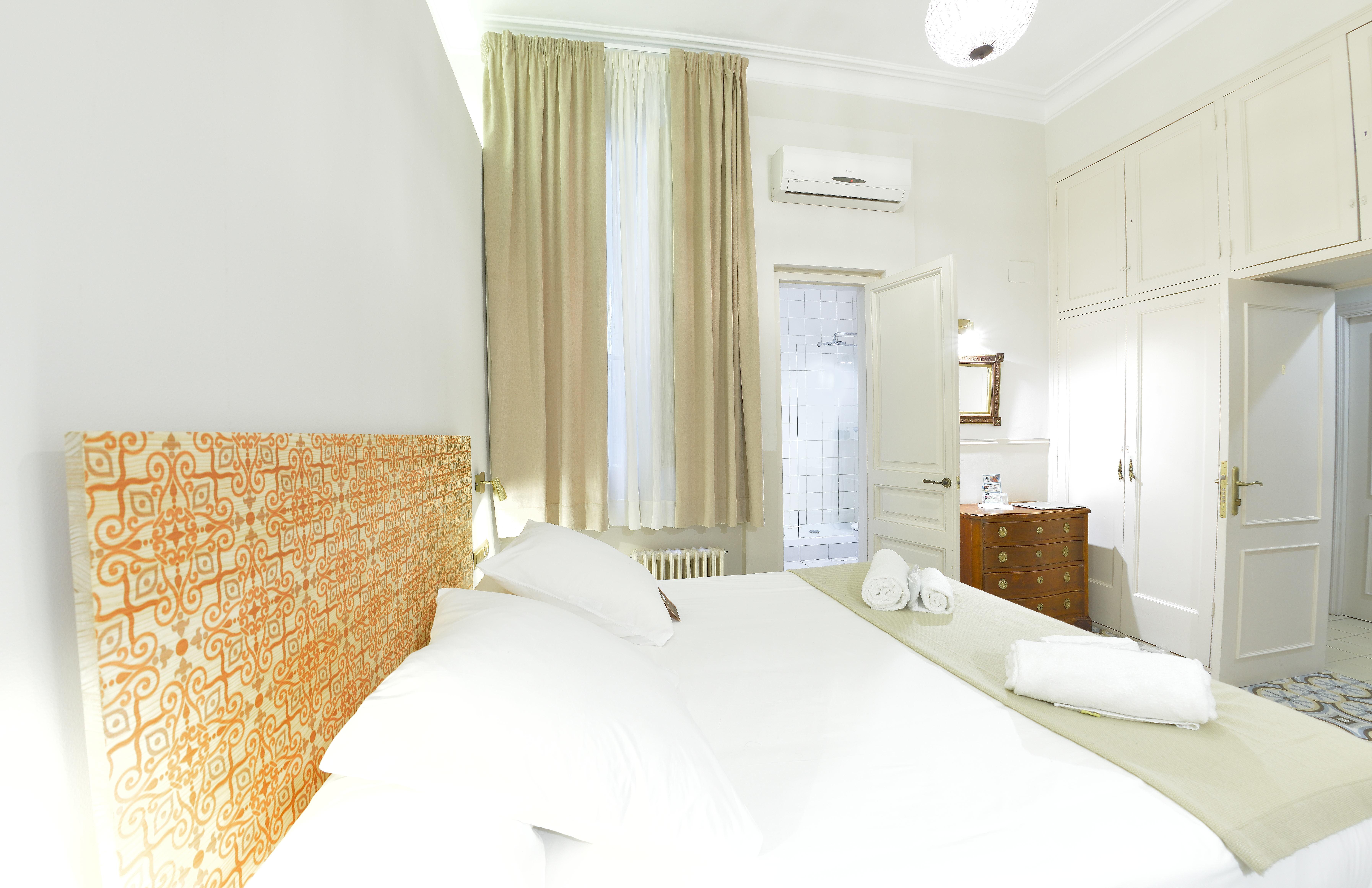 Mihlton Barcelona Boutique B&B (Adults Only) Экстерьер фото