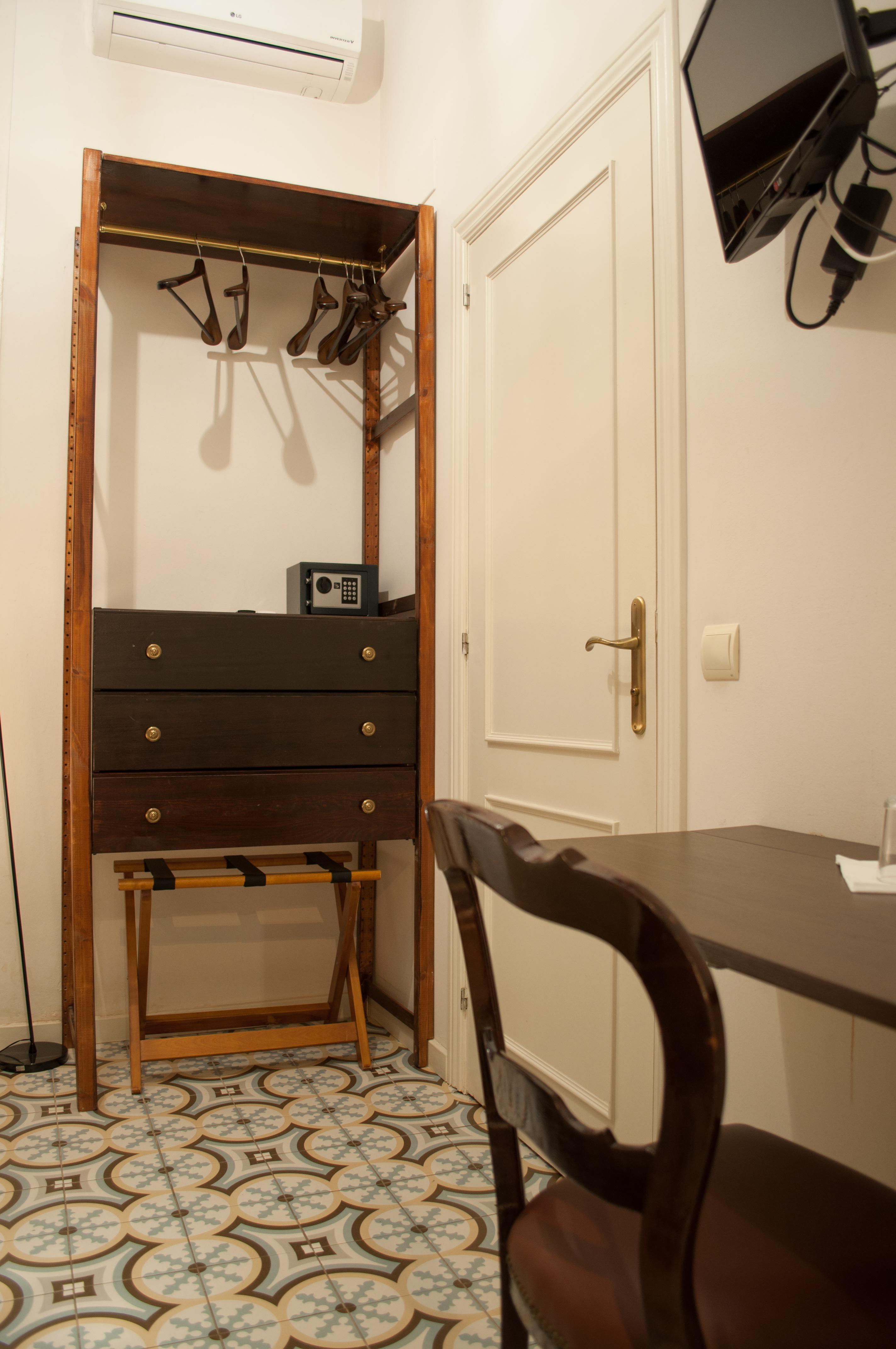 Mihlton Barcelona Boutique B&B (Adults Only) Экстерьер фото