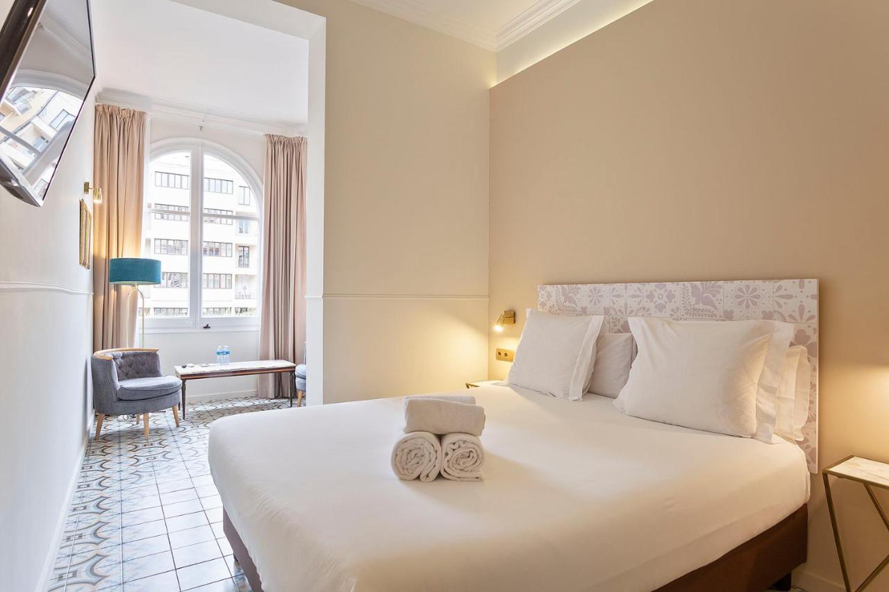 Mihlton Barcelona Boutique B&B (Adults Only) Экстерьер фото