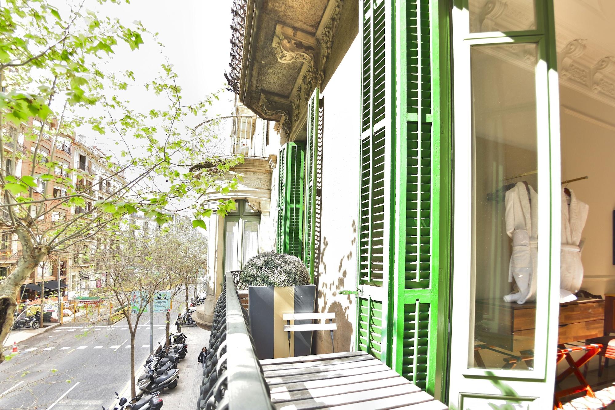 Mihlton Barcelona Boutique B&B (Adults Only) Экстерьер фото