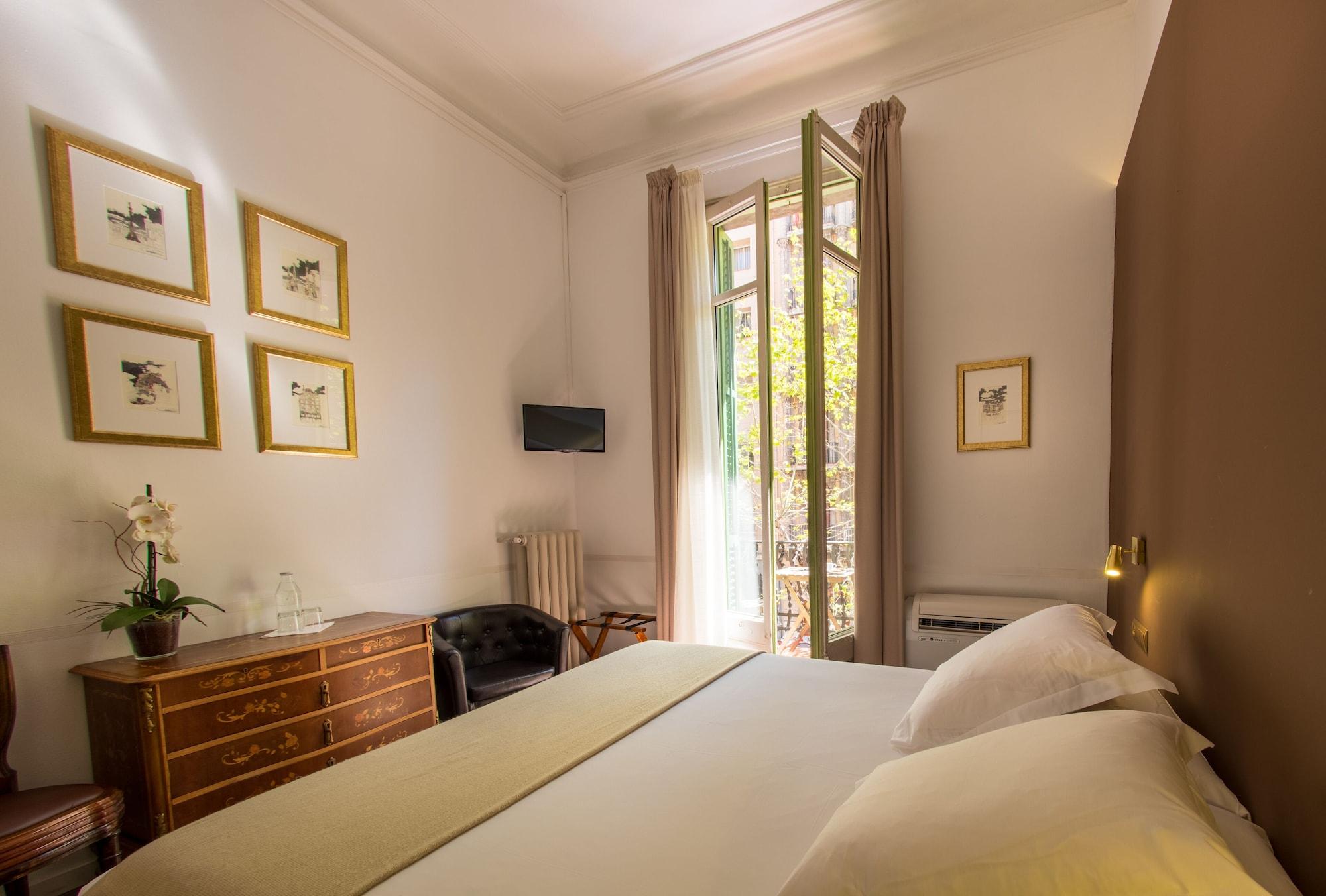 Mihlton Barcelona Boutique B&B (Adults Only) Экстерьер фото