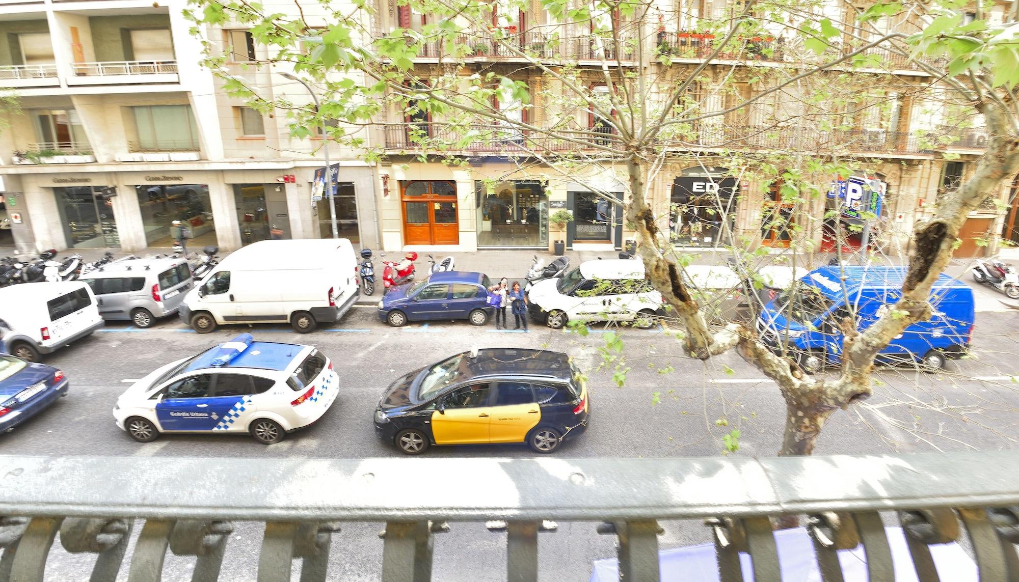 Mihlton Barcelona Boutique B&B (Adults Only) Экстерьер фото